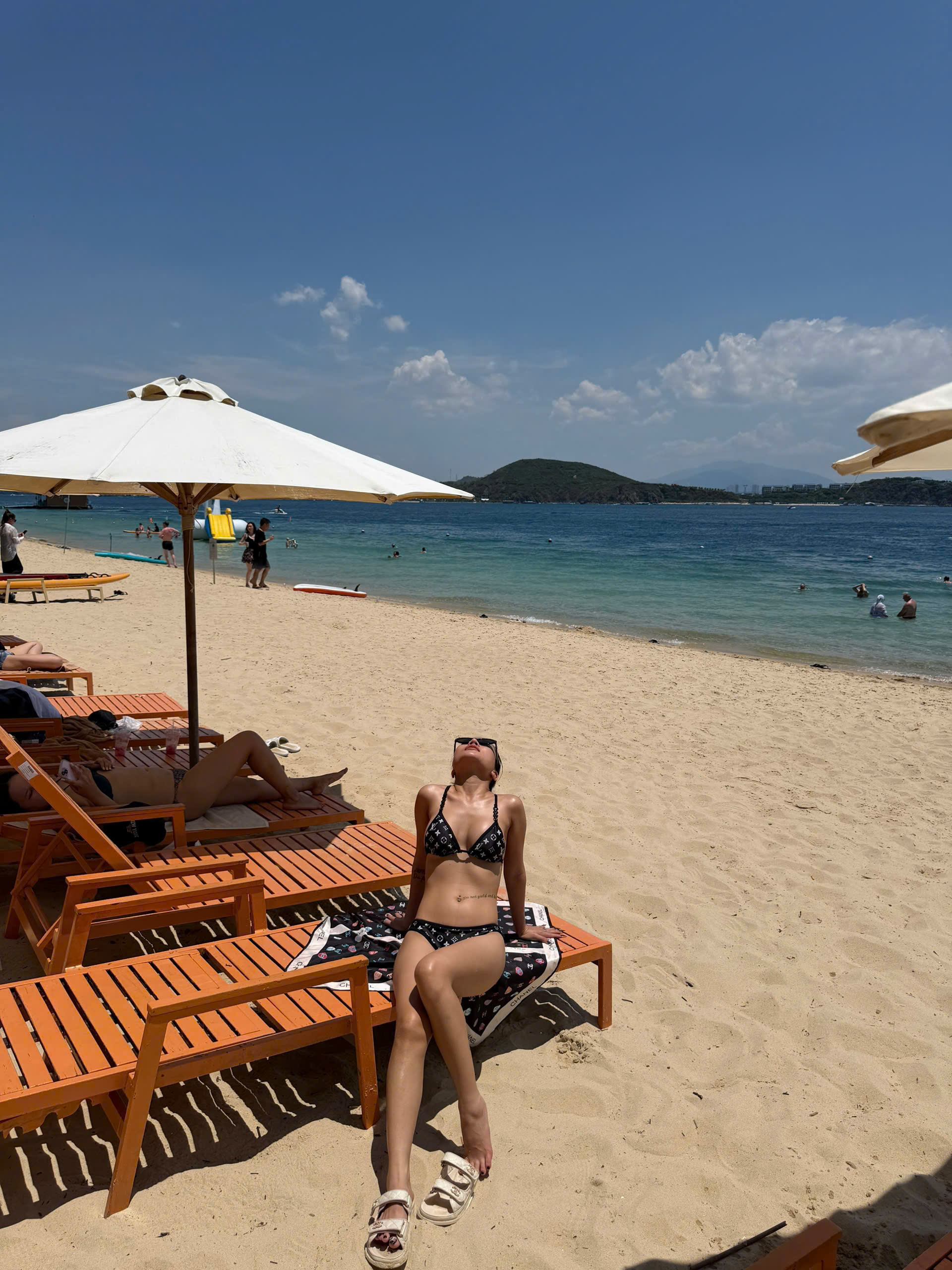 TOUR 1 ĐẢO HÒN TẰM TOUR 1 ĐẢO HÒN TẰM